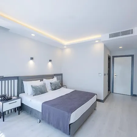 Hotel Wind Of
